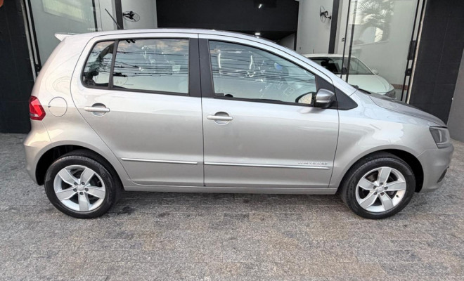 VW - VolksWagen Fox Comfortline 1.6 Flex 8V 5p 2017 Flex-1