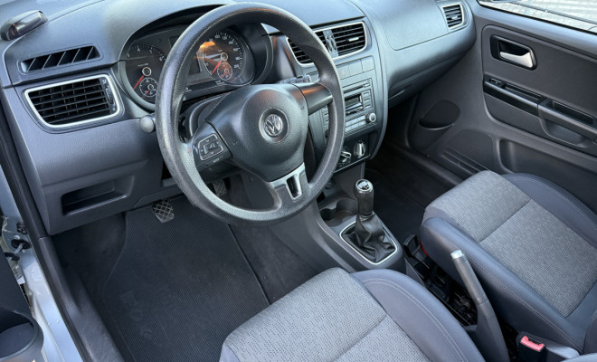 VW - VolksWagen Fox 1.0 Mi Total Flex 8V 5p 2013 Flex-6
