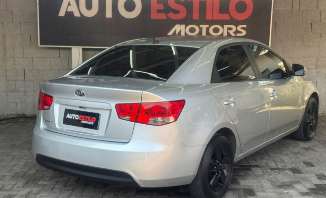 Kia Motors Cerato 1.6 16V Mec. 2011 Flex-2
