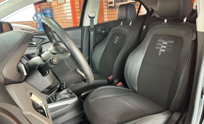 GM - Chevrolet ONIX HATCH LT 1.4 8V FlexPower 5p Mec. 2019 Flex-10
