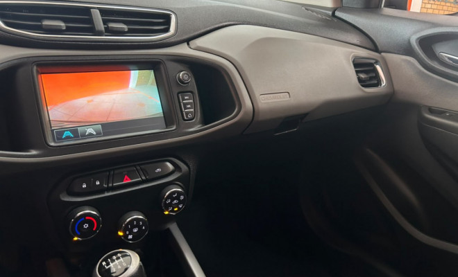 GM - Chevrolet ONIX HATCH LT 1.4 8V FlexPower 5p Mec. 2019 Flex-9