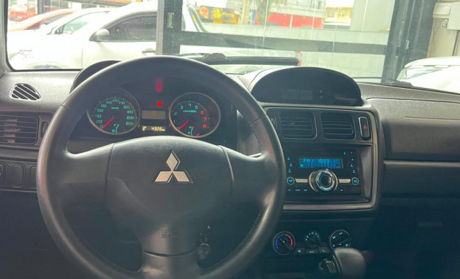 Mitsubishi Pajero TR4 2.0 Flex 16V 4X2 Aut. 2013 Flex-6