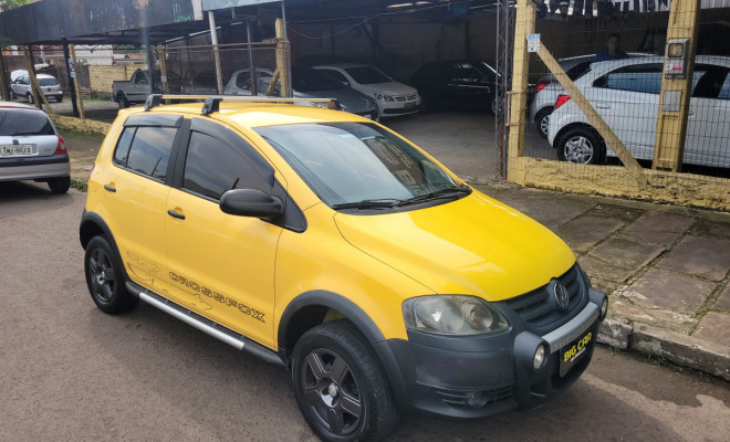 VW - VolksWagen CROSSFOX 1.6 Mi Total Flex 8V 5p 2010 Flex-13