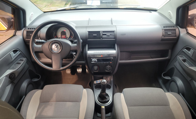 VW - VolksWagen CROSSFOX 1.6 Mi Total Flex 8V 5p 2010 Flex-4