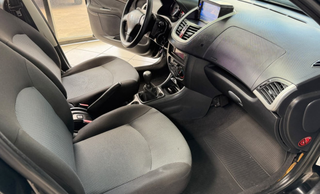 Peugeot 207 XR Sport 1.4 Flex 8V 5p 2012 Flex-4