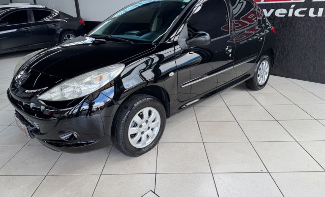 Peugeot 207 XR Sport 1.4 Flex 8V 5p 2012 Flex-10