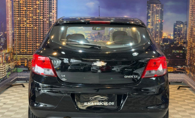 GM - Chevrolet ONIX HATCH LT 1.4 8V FlexPower 5p Mec. 2013 Flex-7