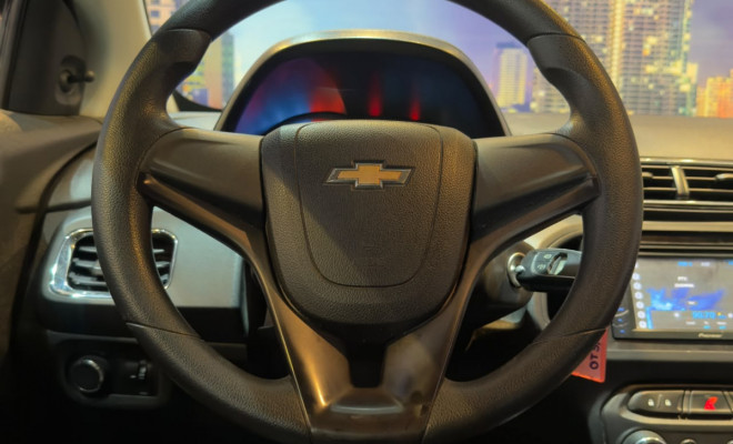 GM - Chevrolet ONIX HATCH LT 1.4 8V FlexPower 5p Mec. 2013 Flex-8