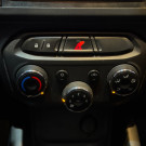 GM - Chevrolet ONIX HATCH LT 1.4 8V FlexPower 5p Mec. 2013 Flex-6