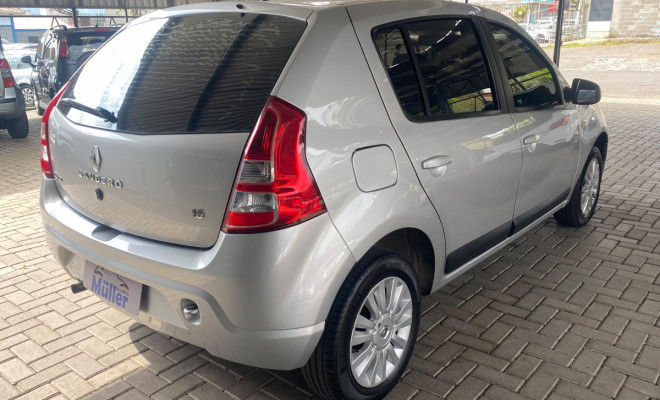 Renault SANDERO Privilège Hi-Flex 1.6 8V 5p 2012 Flex-4