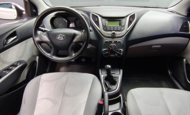 Hyundai HB20S Copa do Mundo 1.0 Flex 12V Mec. 2015 Flex-5
