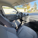 VW - VolksWagen Gol (novo) 1.0 Mi Total Flex 8V 4p 2013 Flex-4