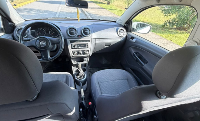 VW - VolksWagen Gol (novo) 1.0 Mi Total Flex 8V 4p 2013 Flex-0