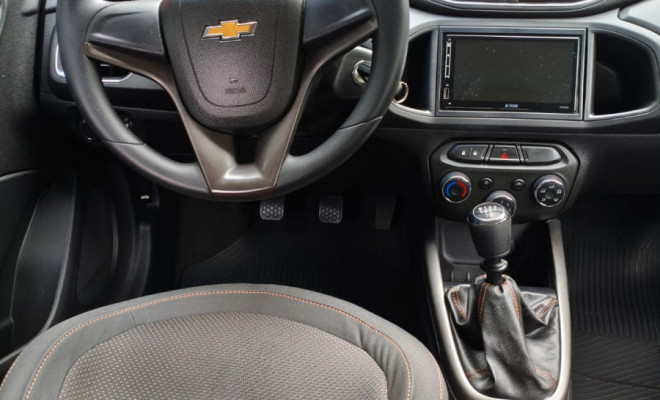 GM - Chevrolet ONIX HATCH LT 1.0 8V FlexPower 5p Mec. 2013 Flex-4