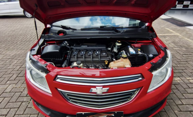 GM - Chevrolet ONIX HATCH LT 1.0 8V FlexPower 5p Mec. 2013 Flex-8