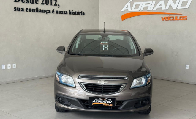 PRISMA LT 1.4 Aut. 2014 - Automático, Completo e Econômico!-0