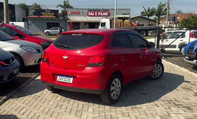 GM - Chevrolet ONIX HATCH LT 1.4 8V FlexPower 5p Mec. 2014 Flex-2