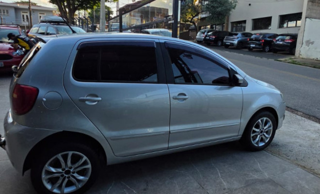VW - VolksWagen Fox 1.0 Mi Total Flex 8V 5p 2013 Flex-4