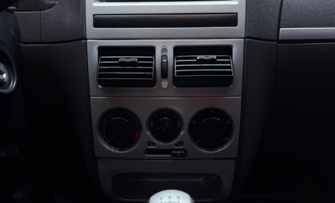 Fiat Palio ELX 1.0 Fire/30 Anos F. Flex 8V 4p 2009-9