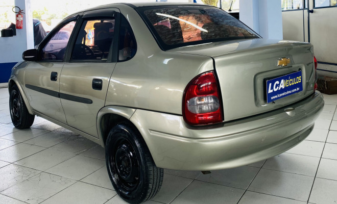 GM - Chevrolet Classic Life/LS 1.0 VHC FlexP. 4p 2010 Flex-3