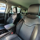 Jeep Commander Limited TD380 2.0 4x4 Die.Aut. 2023 Flex-10