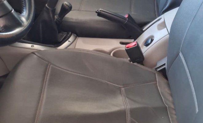 Mitsubishi L200 Triton GLS 3.2 CD TB Int.Diesel Mec 2013 Diesel-10
