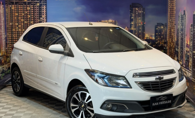 GM - Chevrolet ONIX HATCH LTZ 1.4 8V FlexPower 5p Mec. 2015 Flex-0