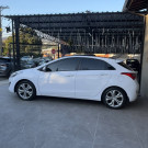 Hyundai i30 Serie Limitada 1.8 16V Aut. 5p 2015 Gasolina-2