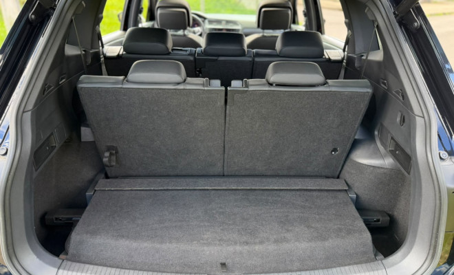 VW - VolksWagen TIGUAN Allspac R-Line 350 TSI 2.0 4x4 2019 Flex-9