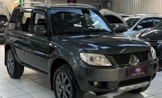 Mitsubishi Pajero TR4 2.0 Flex 16V 4X2 Aut. 2013 Flex-0