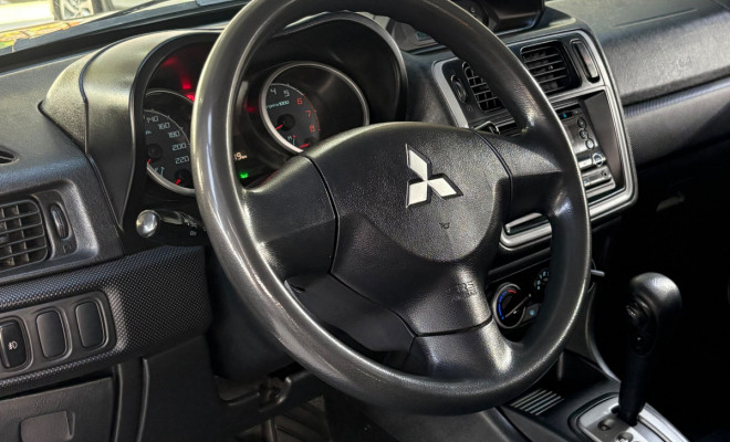 Mitsubishi Pajero TR4 2.0 Flex 16V 4X2 Aut. 2013 Flex-10