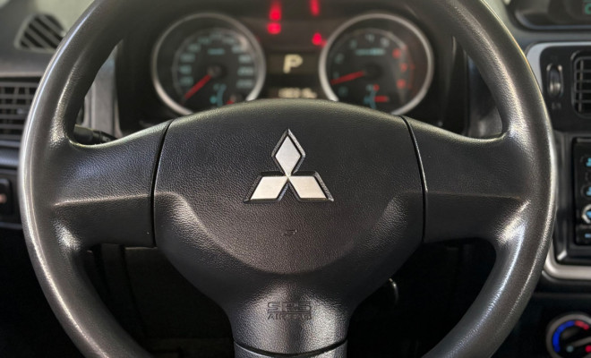 Mitsubishi Pajero TR4 2.0 Flex 16V 4X2 Aut. 2013 Flex-9