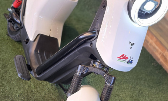 Scooter Elétrica UltraMoove Storm 2026 Elétrico-3