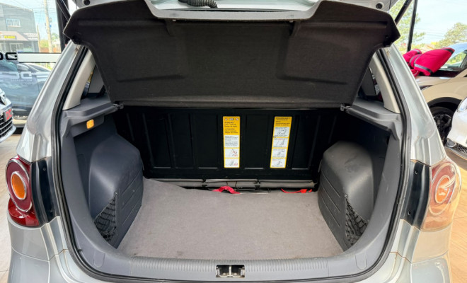 VW - VolksWagen SPACEFOX 1.6/ 1.6 Trend Total Flex 8V 5p 2010 Flex-4