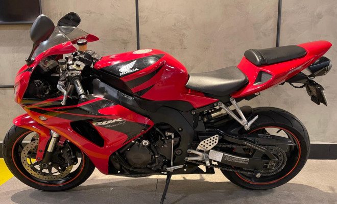 HONDA CBR 1000 RR Fireblade Gasolina 2007-0