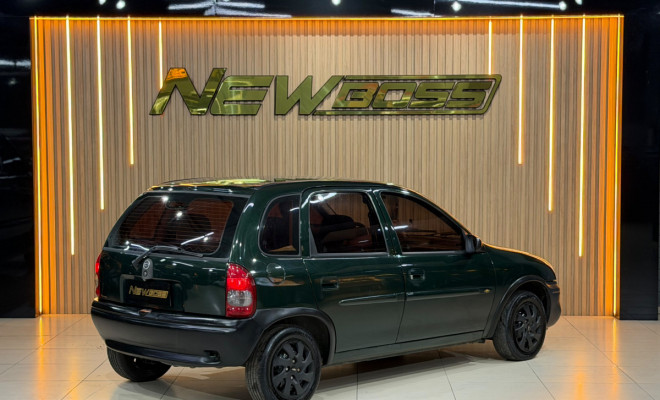 GM - Chevrolet Corsa Hatchback 1.0 MPFI 8V 71cv 5p 2002 Gasolina-0