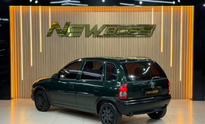 GM - Chevrolet Corsa Hatchback 1.0 MPFI 8V 71cv 5p 2002 Gasolina-2