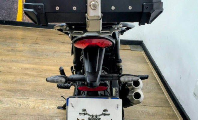 TRIUMPH SCRAMBLER 400 X 2025 Gasolina-10