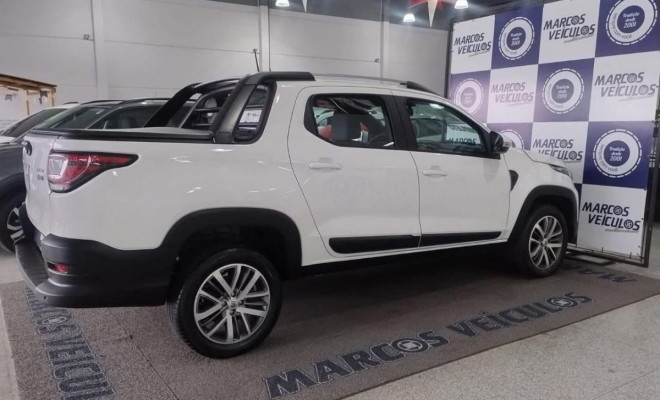 Fiat Strada Volcano 1.3 Flex 8V CD Aut. 2022 Flex-3