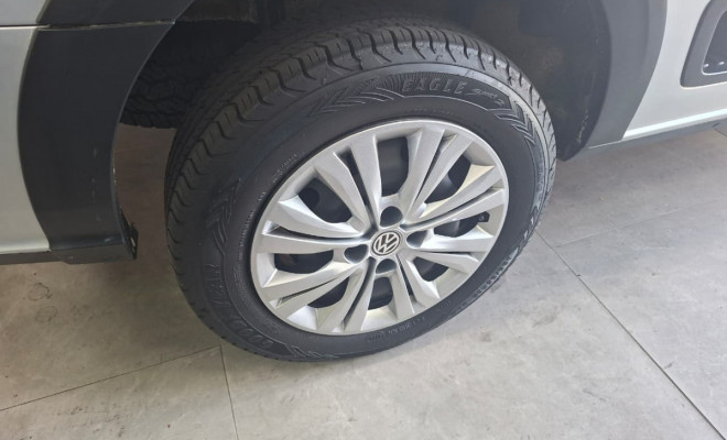 VW - VolksWagen Saveiro Trendline 1.6 T.Flex 8V 2021 Flex-17
