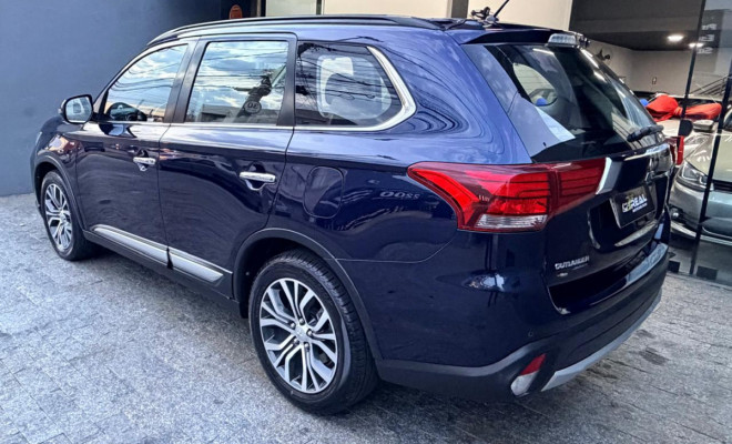 Mitsubishi OUTLANDER 3.0/ GT 3.0 V6 Aut. 2016 Gasolina-12
