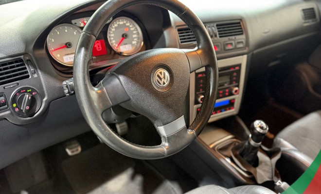 VW - VolksWagen Golf Sportline 1.6 Mi Total Flex 8V 4p 2012 Flex-2