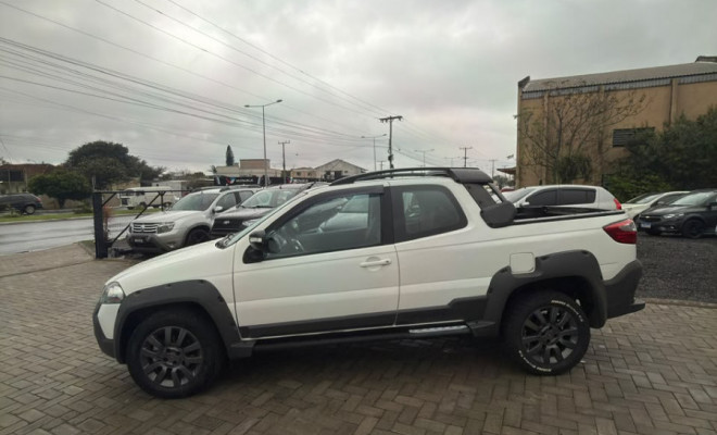 Fiat Strada Adventure1.8/ 1.8 LOCKER Flex CD 2018 Flex-0