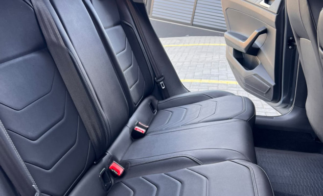 VW - VolksWagen VIRTUS Comfort. 200 TSI 1.0 Flex 12V Aut 2023 Flex-15