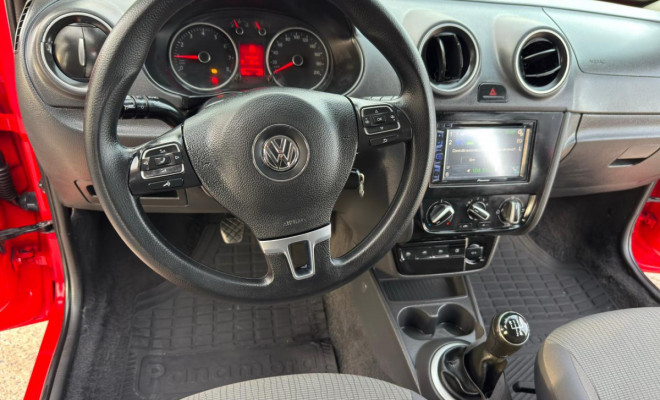 VW - VolksWagen Gol (novo) 1.0 Mi Total Flex 8V 4p 2014 Flex-7