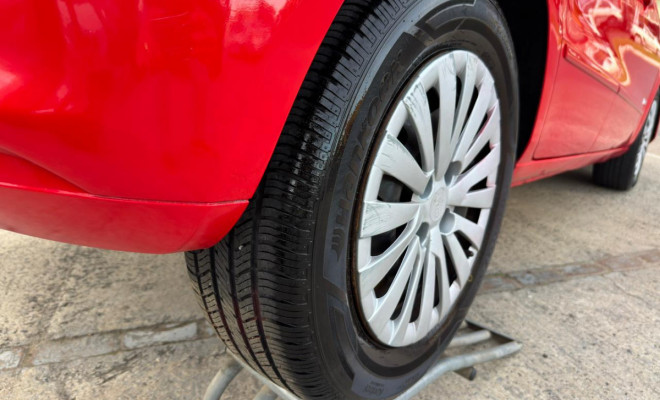 VW - VolksWagen Gol (novo) 1.0 Mi Total Flex 8V 4p 2014 Flex-15