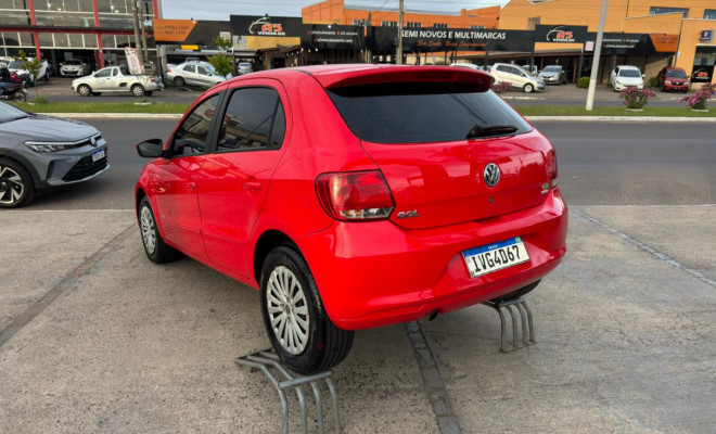 VW - VolksWagen Gol (novo) 1.0 Mi Total Flex 8V 4p 2014 Flex-3