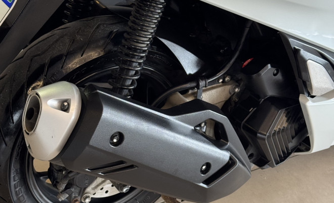 HONDA PCX 160  2023 Gasolina-12