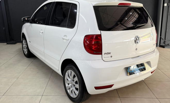 VW - VolksWagen Fox 1.6 Mi Total Flex 8V 5p 2013 Flex-9