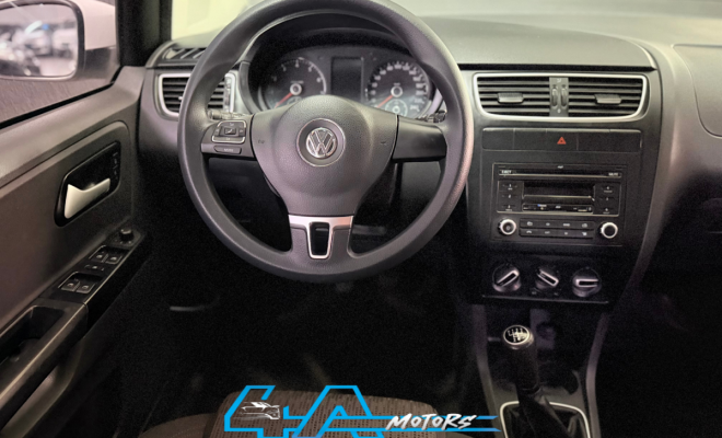 VW - VolksWagen Fox 1.6 Mi Total Flex 8V 5p 2013 Flex-4